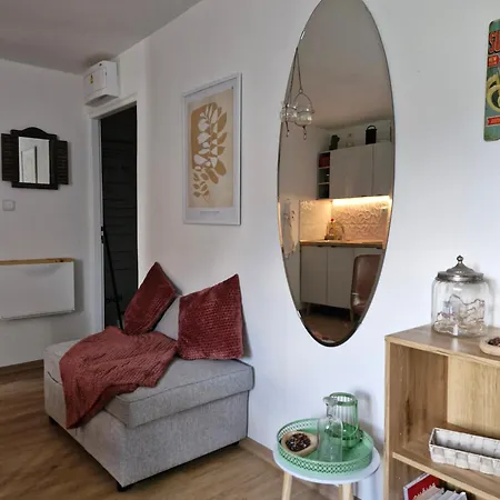 Mourinka Apartment *